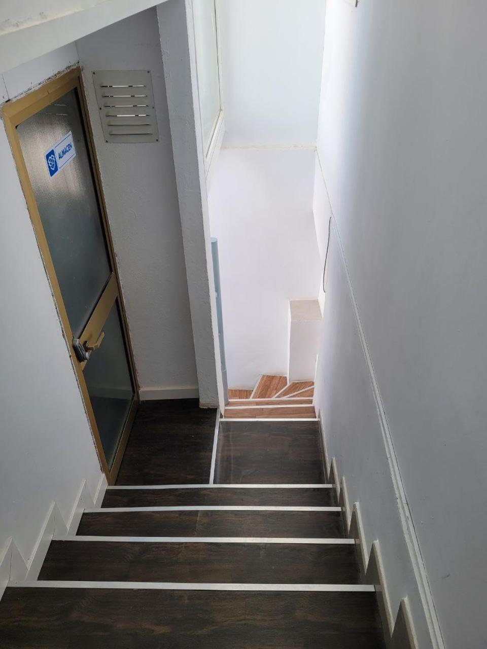 Guest house Ayz Frailes - Auto Check-in (adults Only)