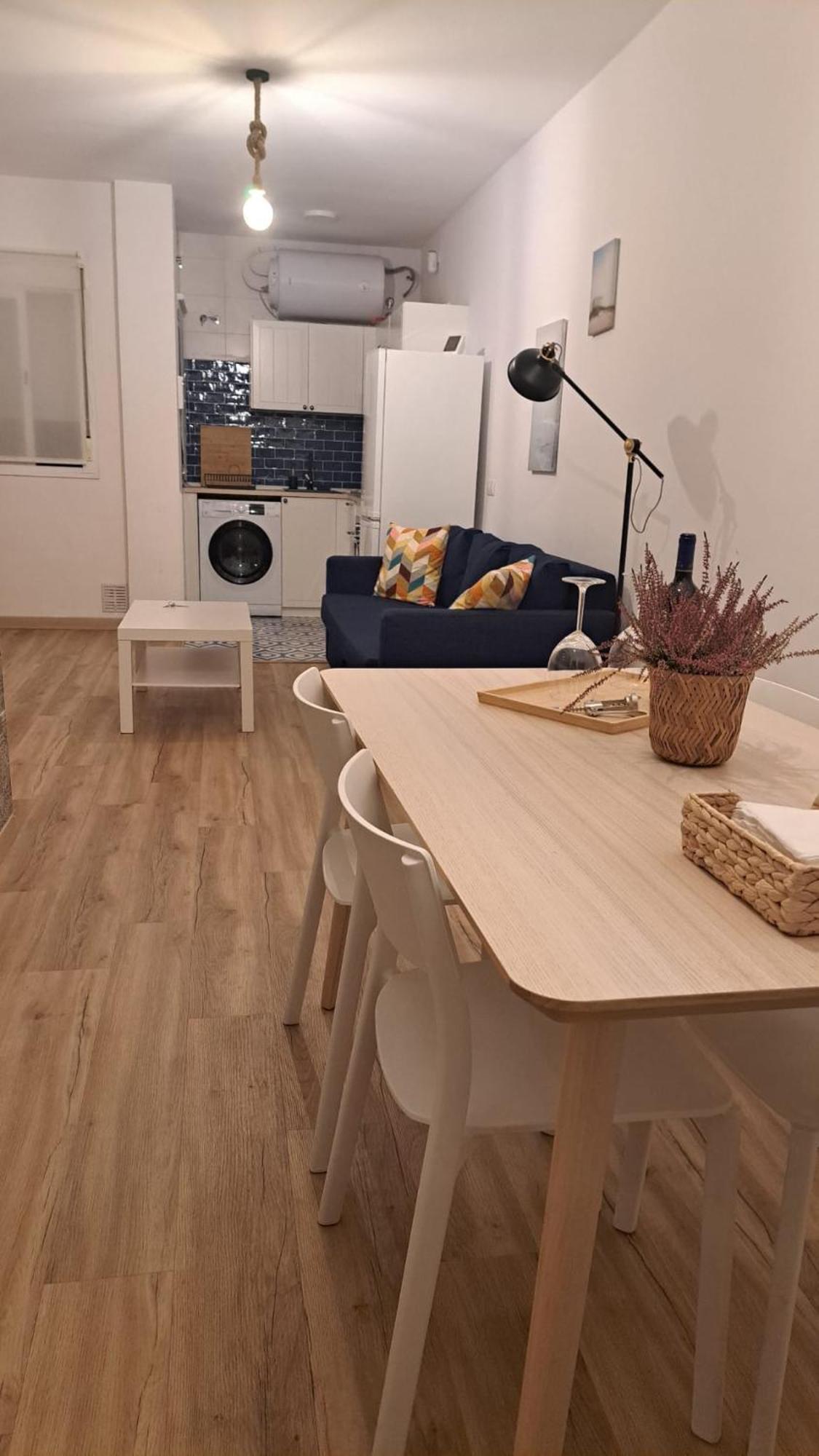 Happy Travel Molina 6 Apartment