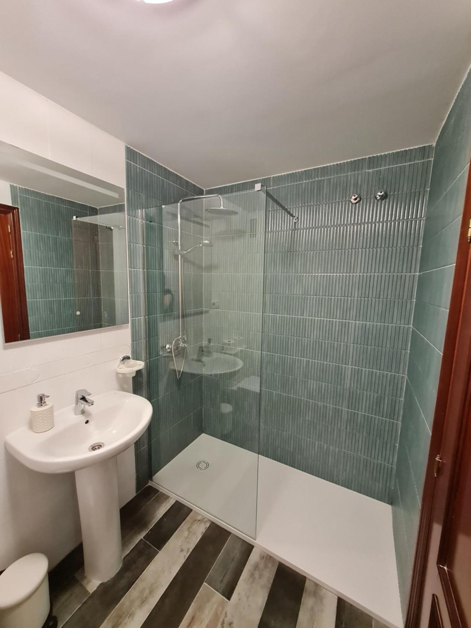 Apartment Alaska 800 M De La Playa Parking Privado Malaga