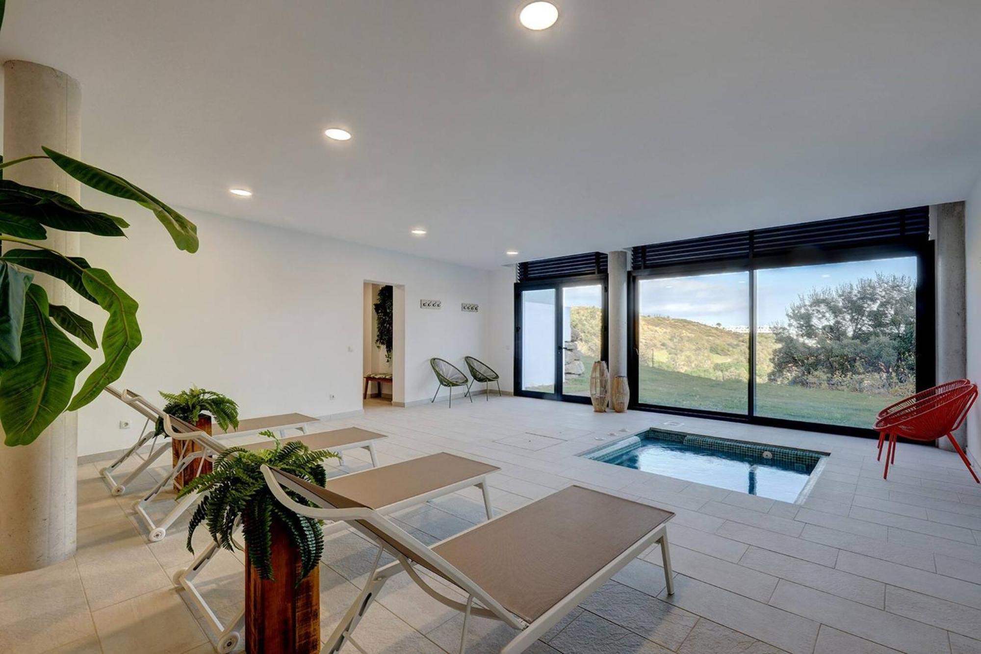 085 Modern In Trendy La Cala Golf