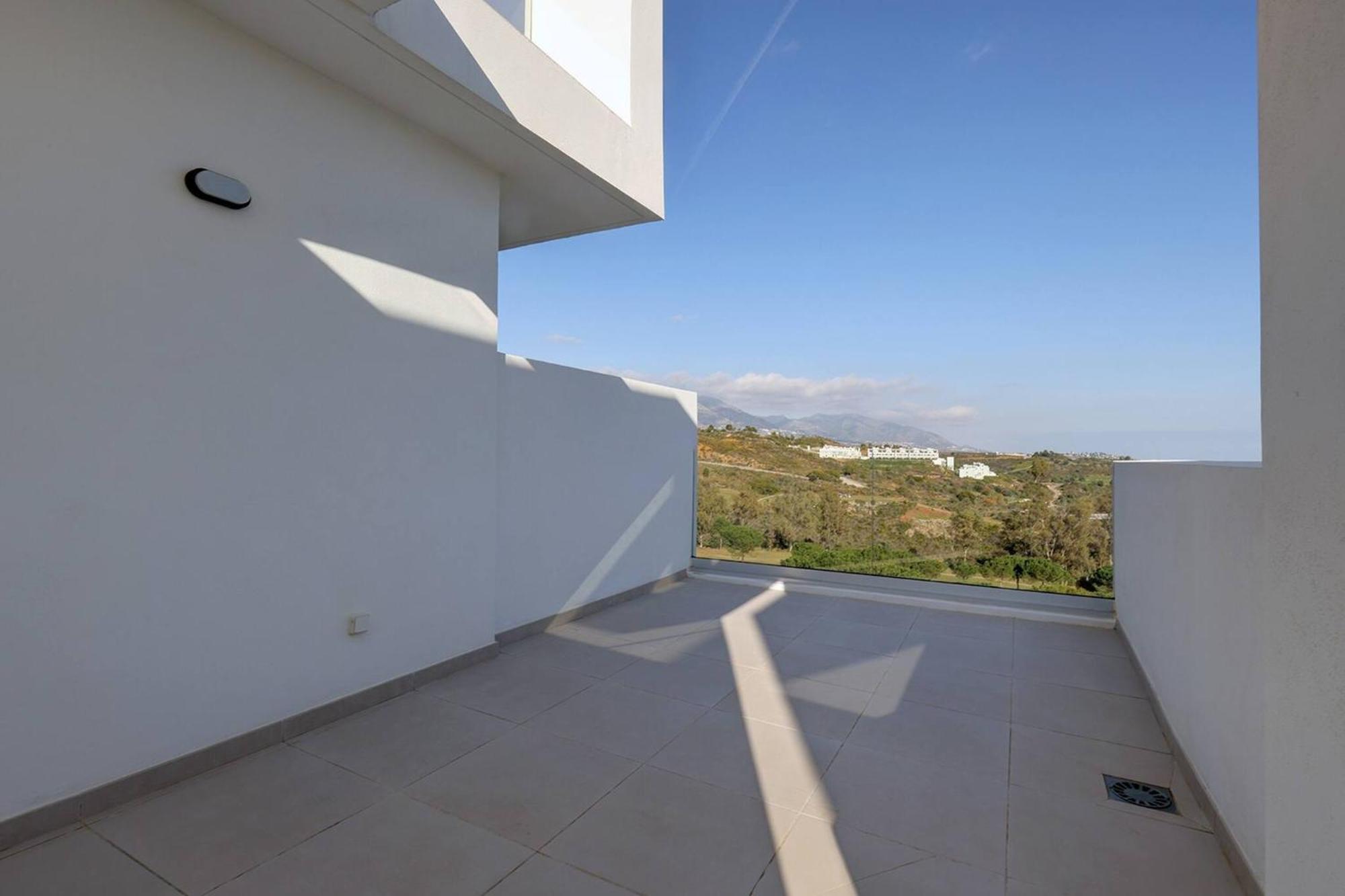 085 Modern In Trendy La Cala Golf