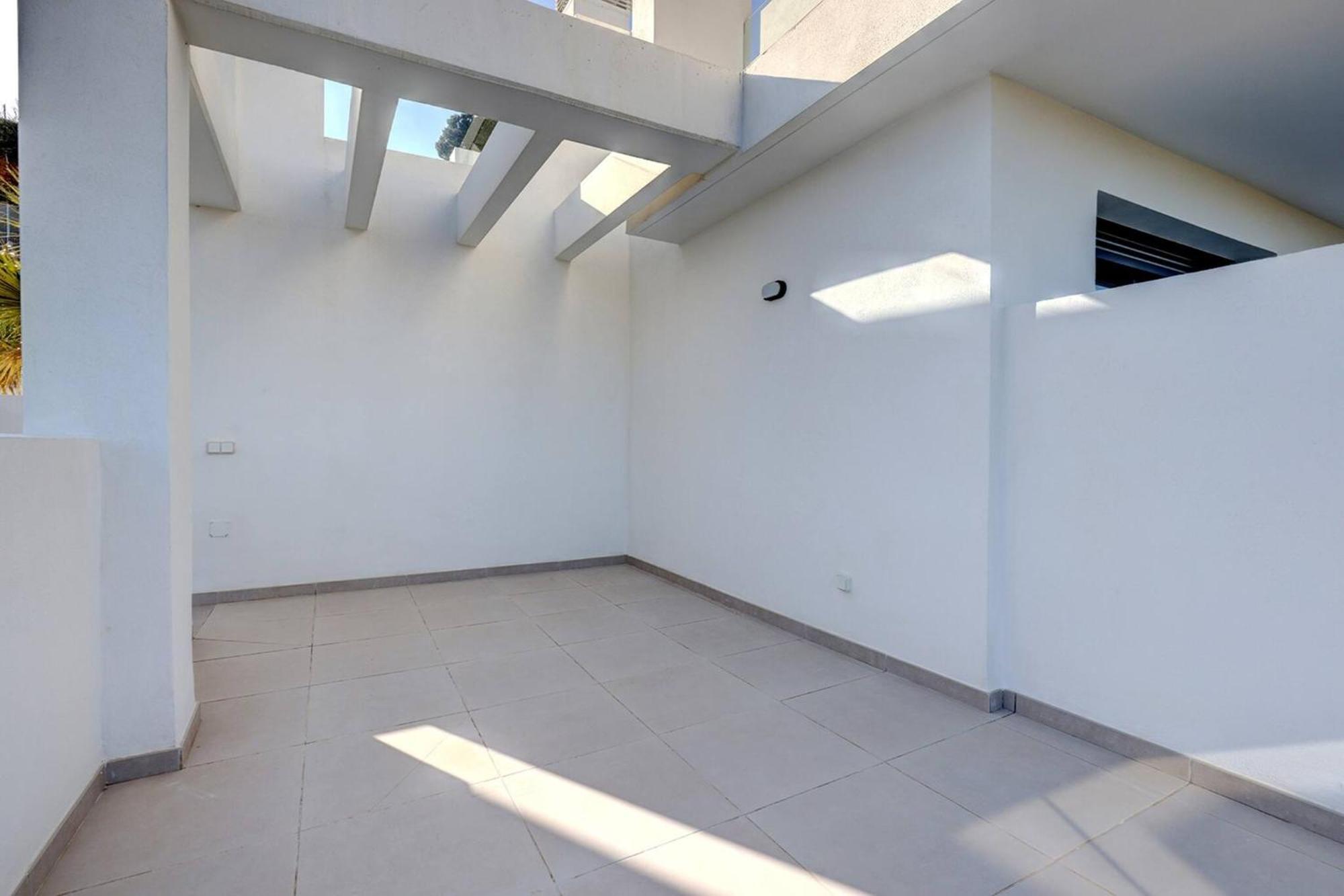 085 Modern In Trendy La Cala Golf Apartment