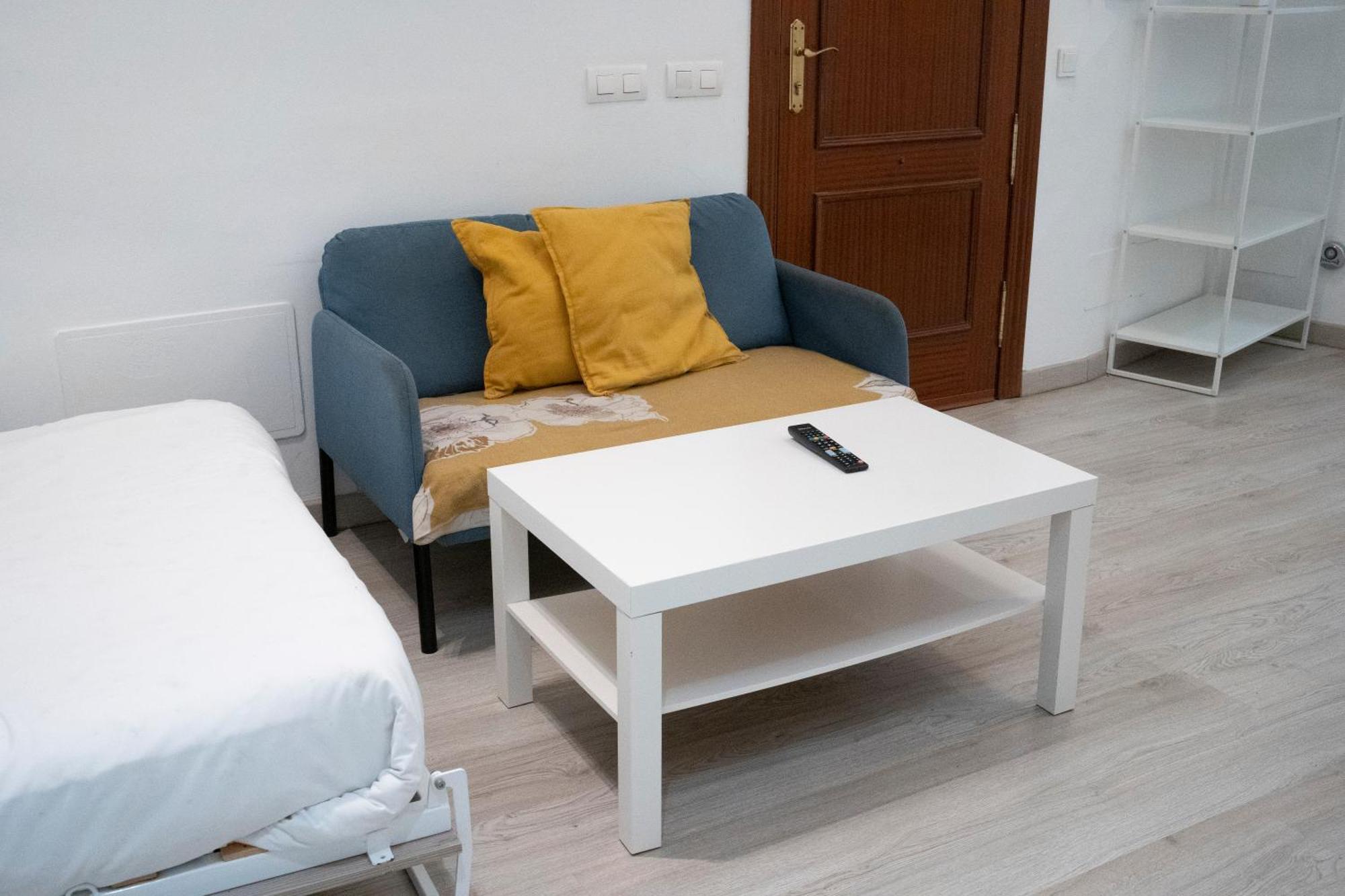 Estupendo Estudio Al Lado De Plaza La Merced * Malaga