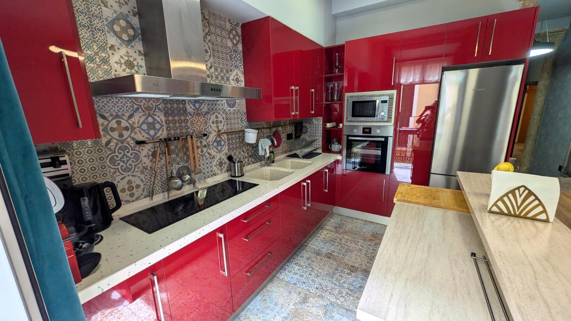 Alma De 2br With Art History & Comfort In The Heart Of The Appartement