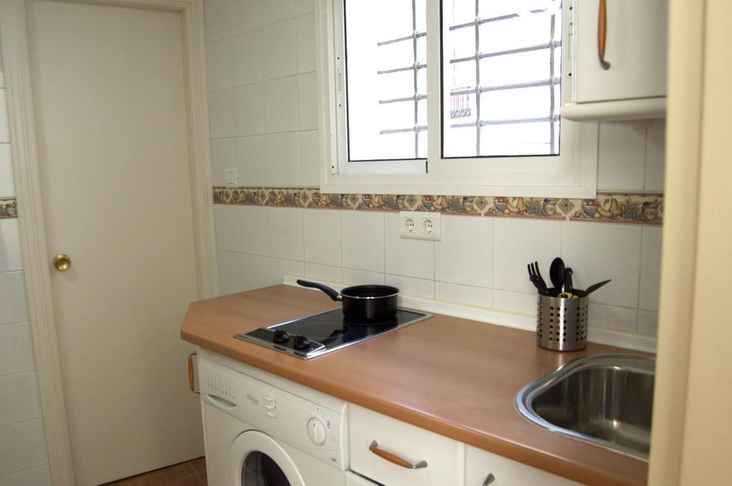 Ballesteros Apartment *
