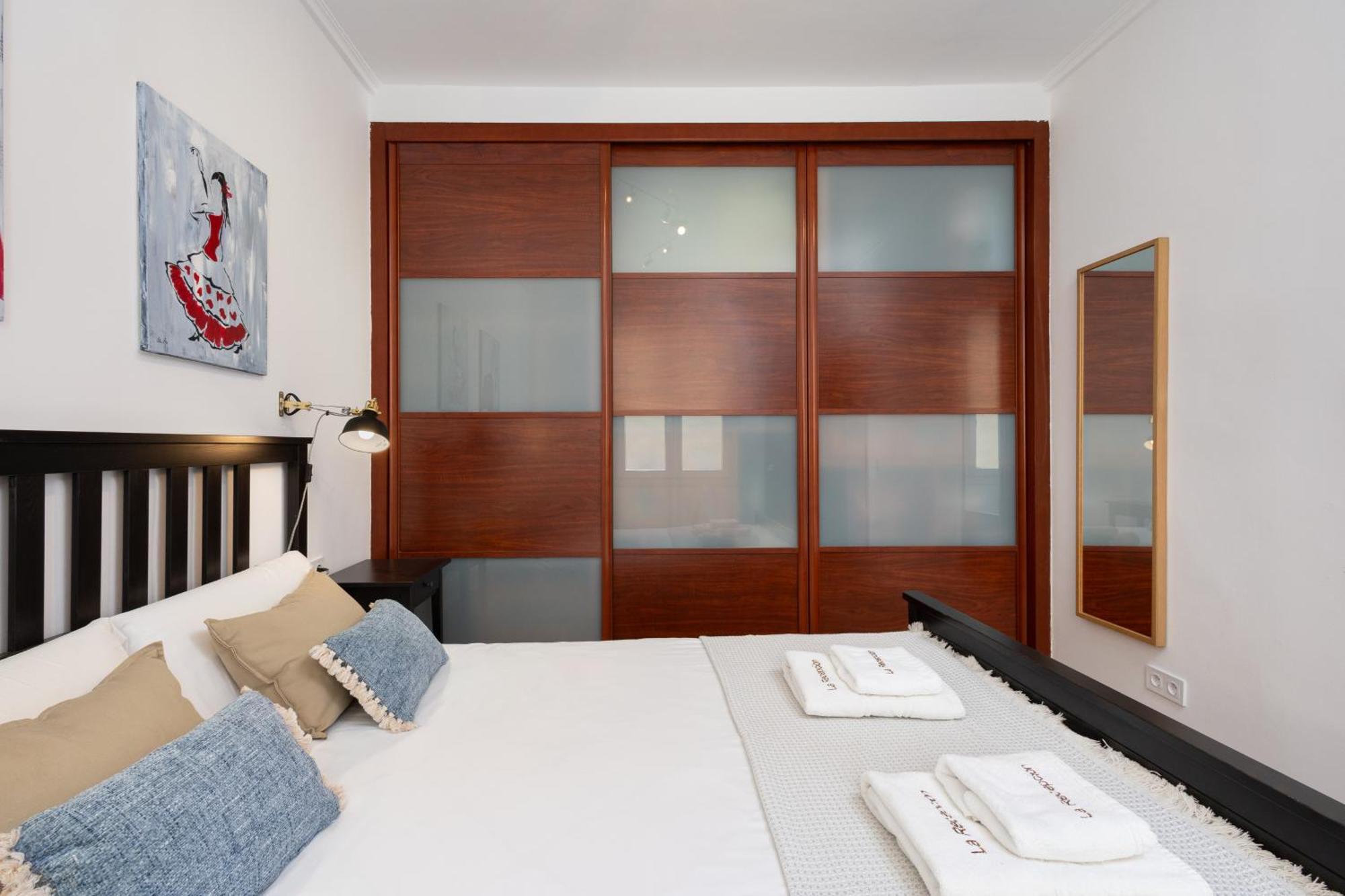 C92 - Rustic Two Bedrooms With Terrace Apartment Malaga
