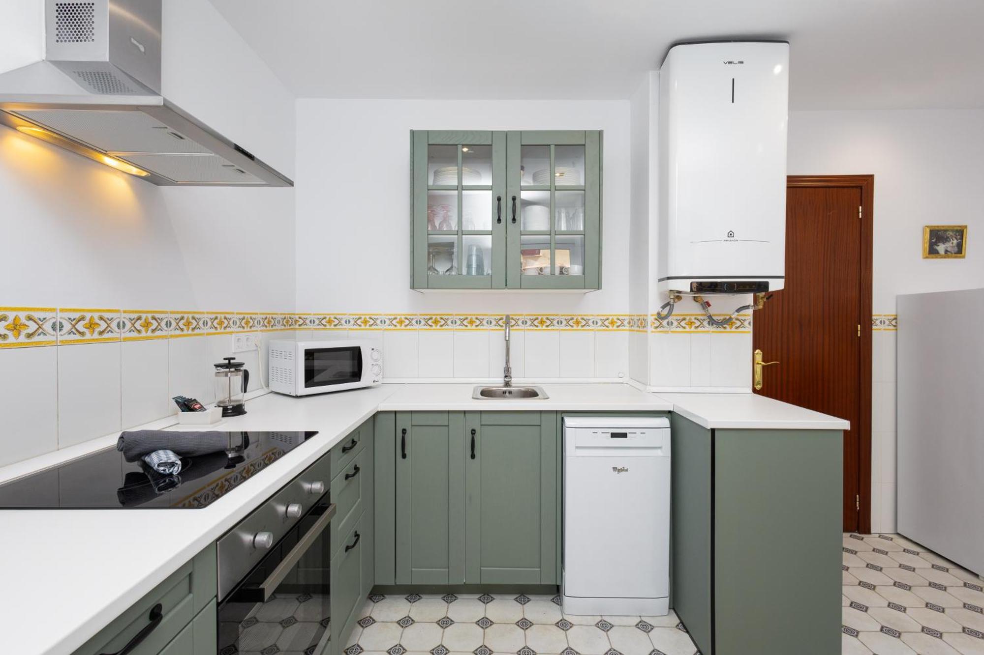 Apartment C92 - Rustic Two Bedrooms With Terrace