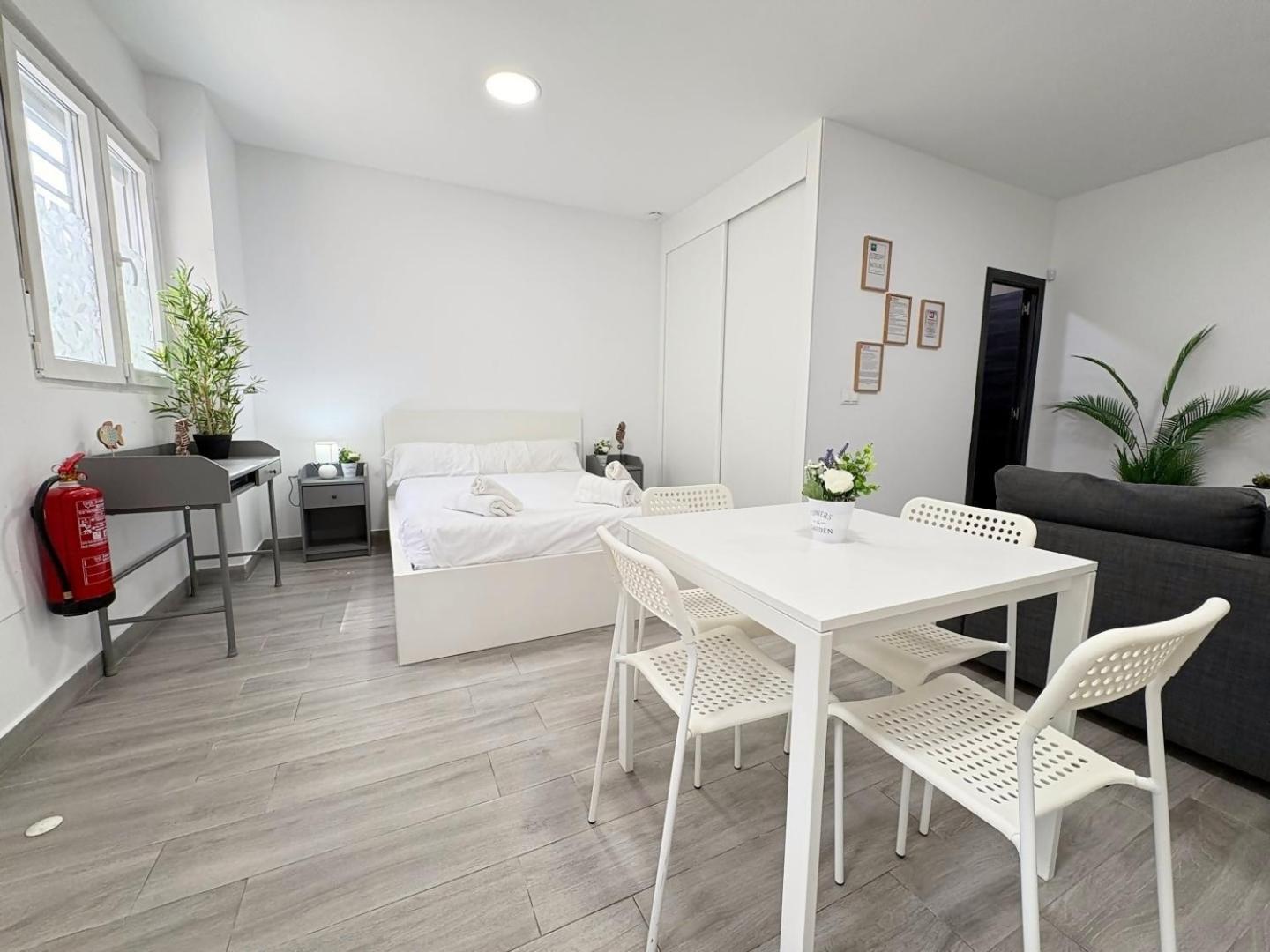 Apartment La Paloma A - En *