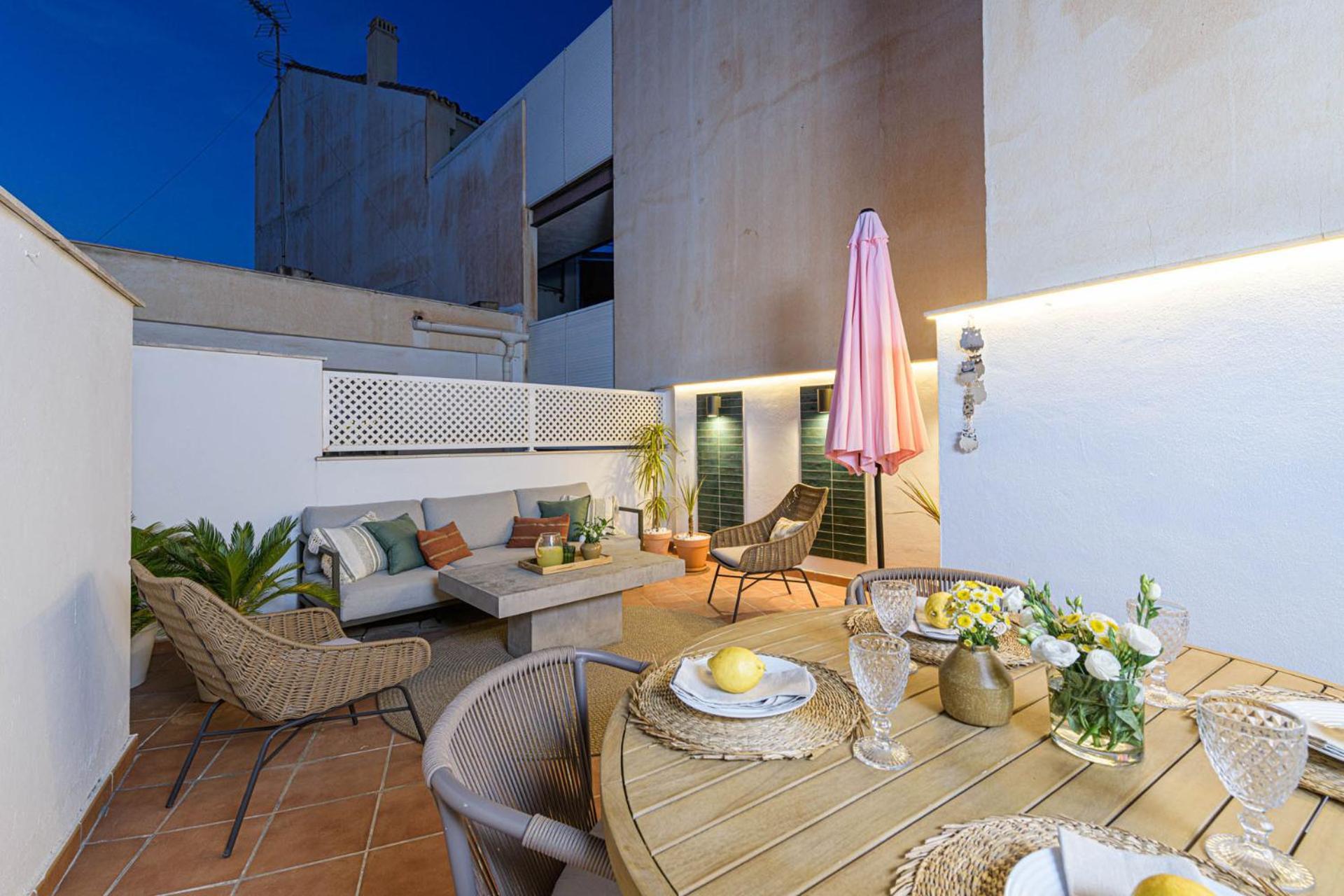 Hanna In By Solaga Homes Apartment