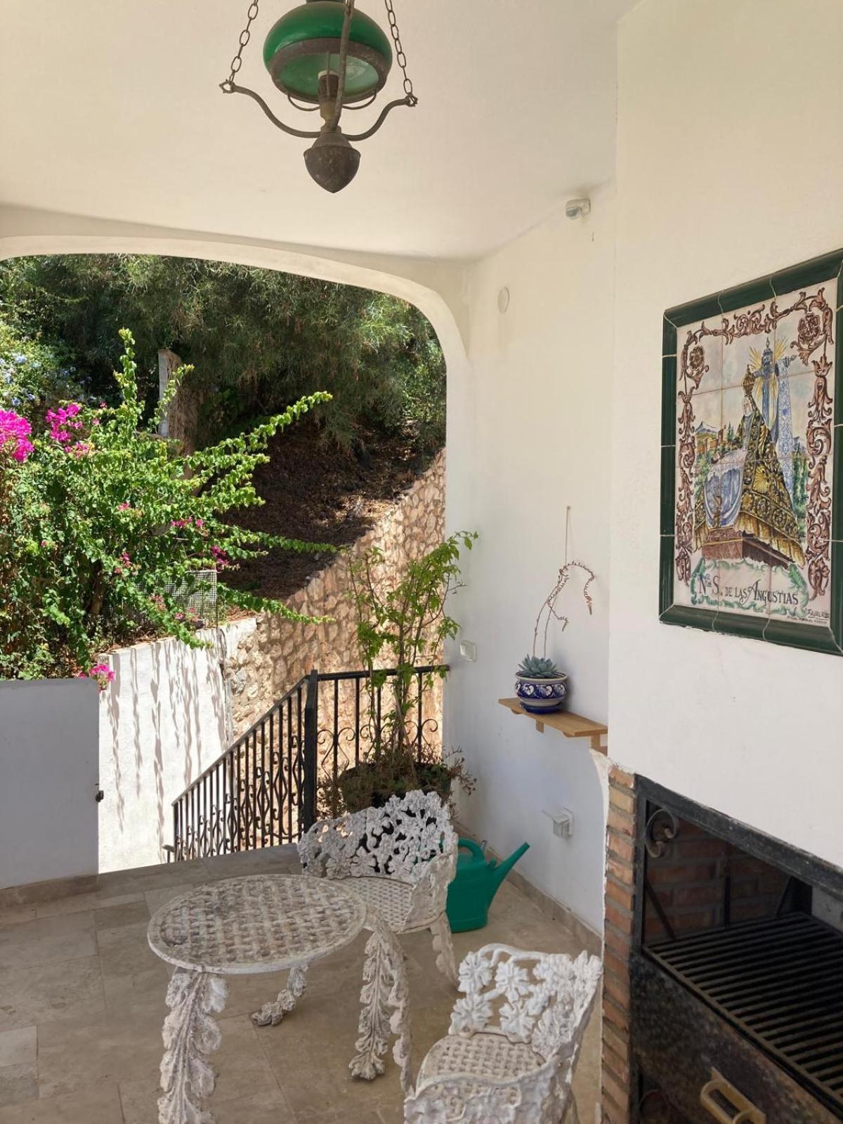 Amplia Y Tranquila Con Bano Privado En Piso Compartido * Malaga