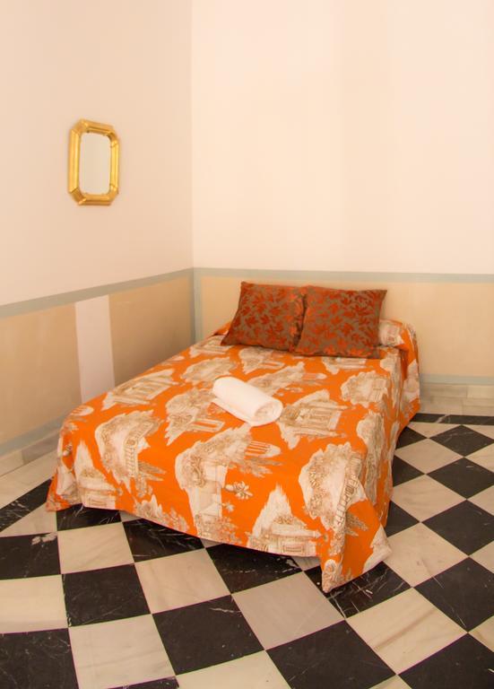 Palacio De Los Suenos Guest house Malaga