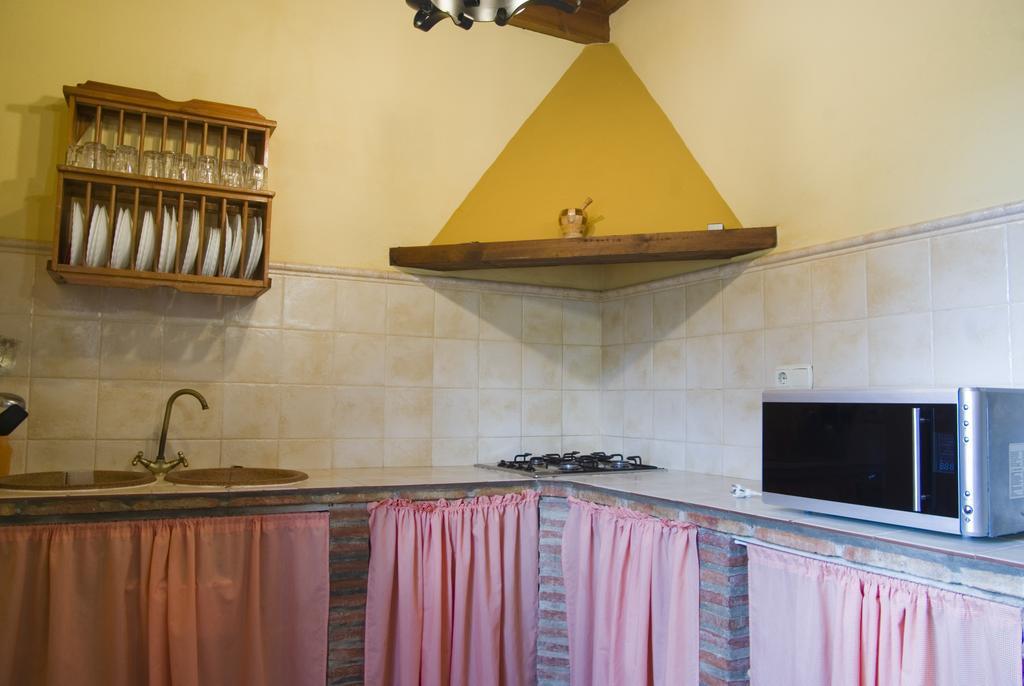Rural Montes Malaga: Pedregales * Malaga