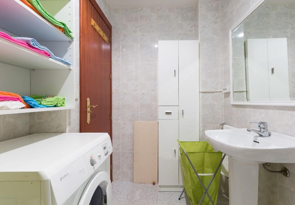 Apartamento Malagaonbeach 1 - Two Bedrooms - Up To 3 People - 10 Meters Málaga
