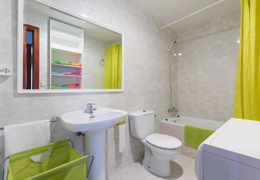 Malagaonbeach 1 - Two Bedrooms - Up To 3 People - 10 Meters Málaga