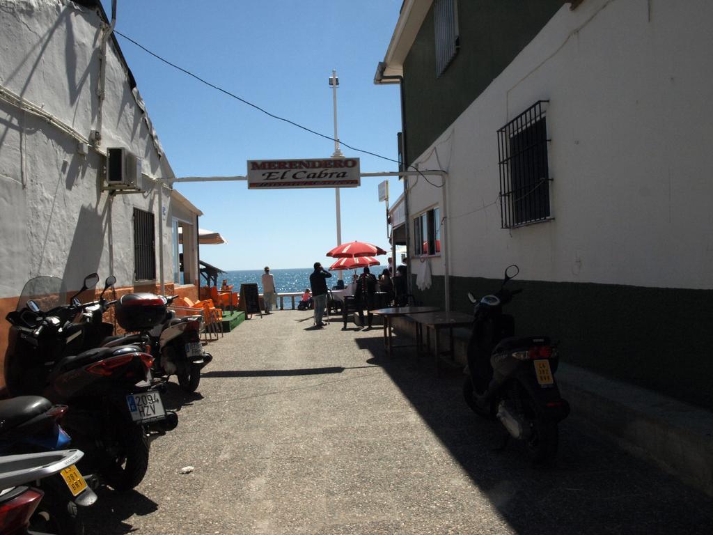 Malagaonbeach 1 - Two Bedrooms - Up To 3 People - 10 Meters * Málaga