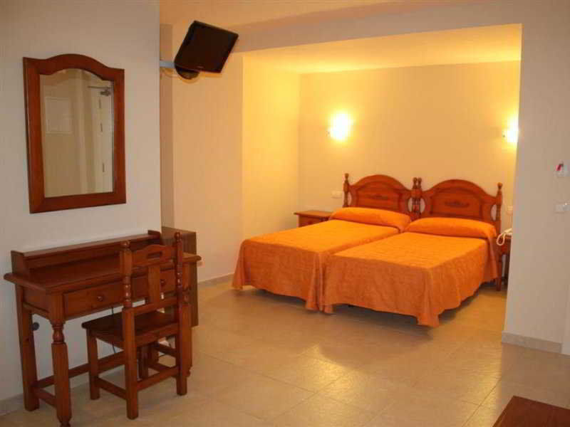 Eliseos Hotel