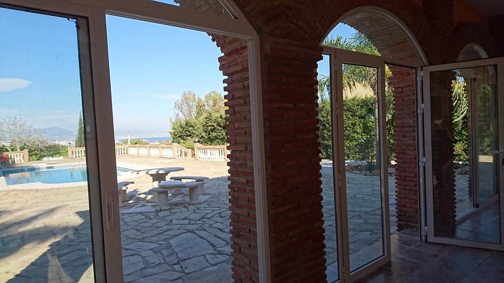 Villa Buenavista - Sea View, Private Heated Pool, Spa, 5 Bedrooms *