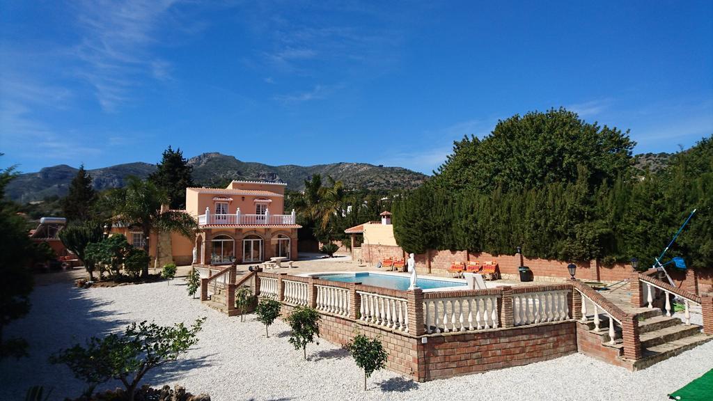 Villa Buenavista - Sea View, Private Heated Pool, Spa, 5 Bedrooms Malaga