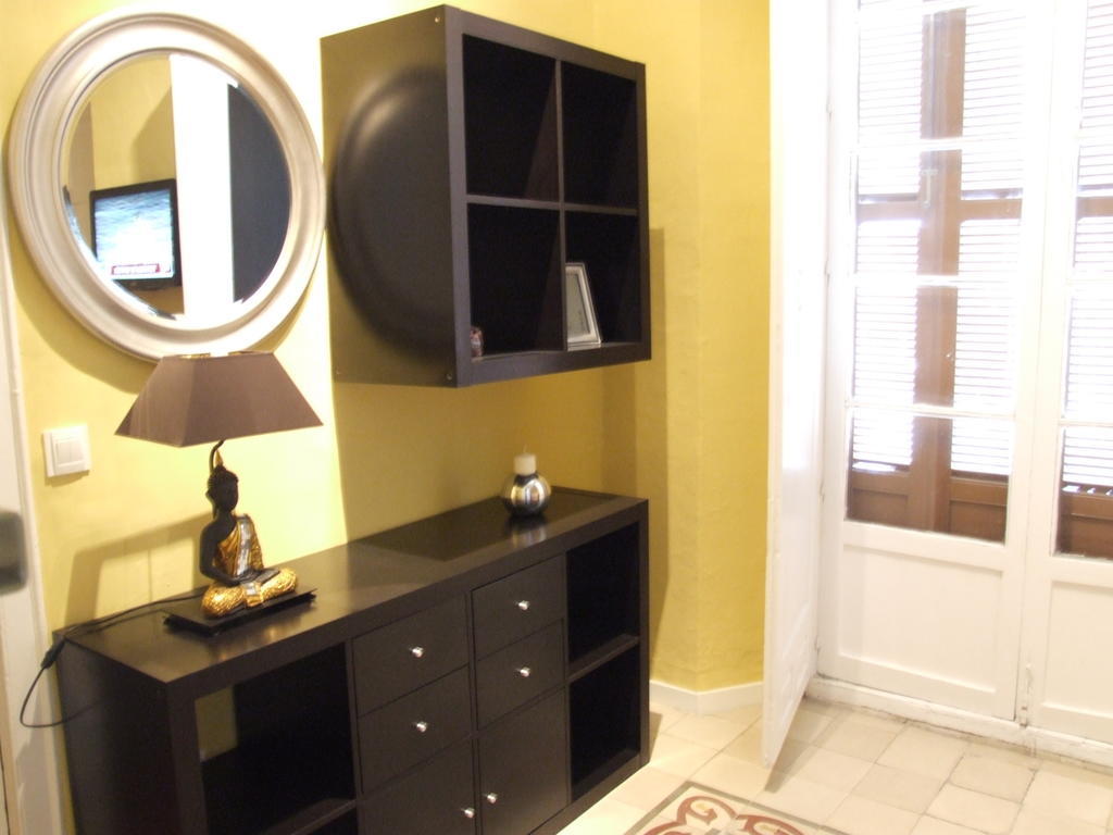 Apartment Gold