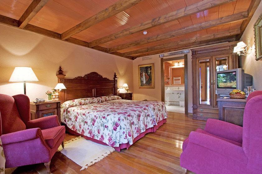 Country house Cortijo La Reina *