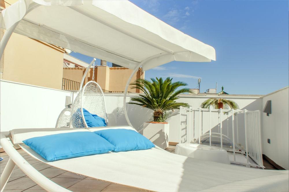 Santa Cruz * Malaga