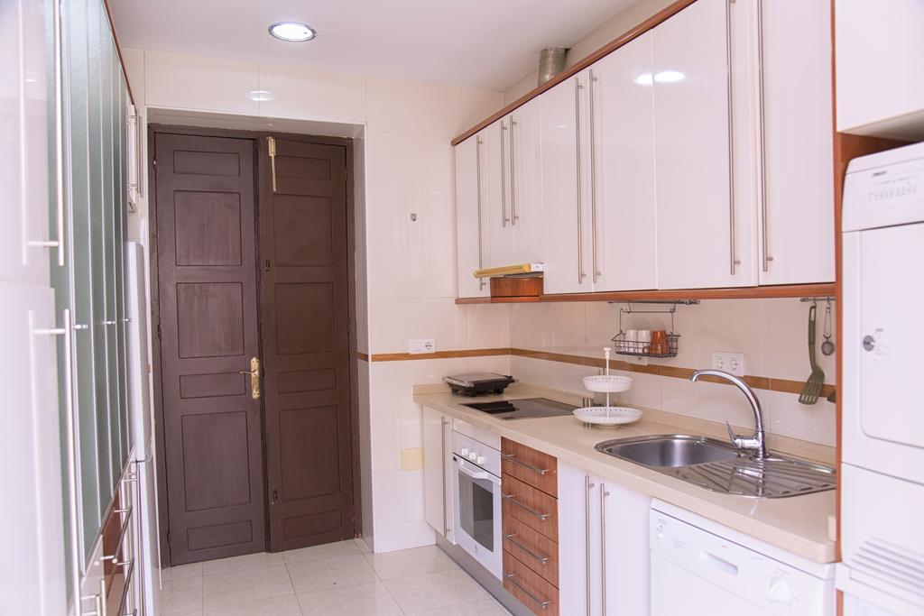 Carreteria 73 Center Apartment