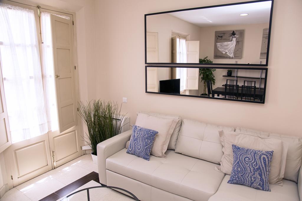 Apartment Carreteria 73 Center