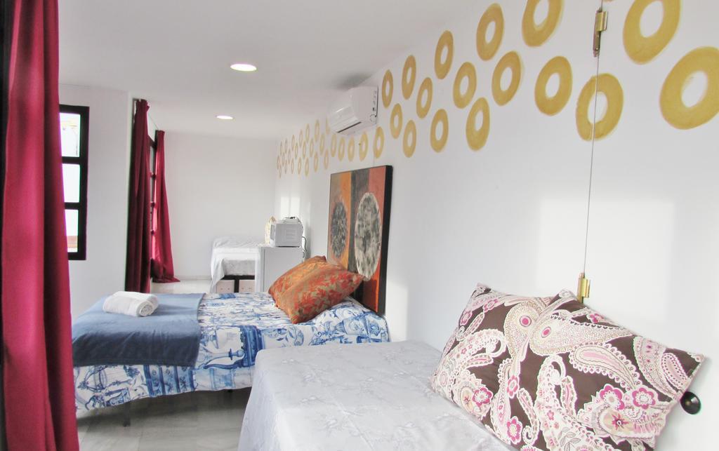 Palacio De Los Suenos Guest house