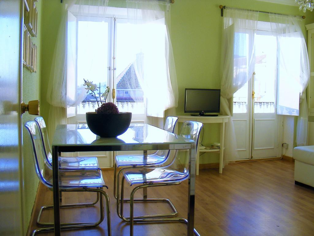 Apartment Plaza Constitucion