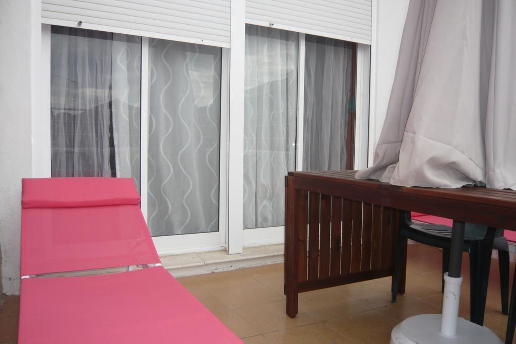 Atico Con Terraza Y Vistas *