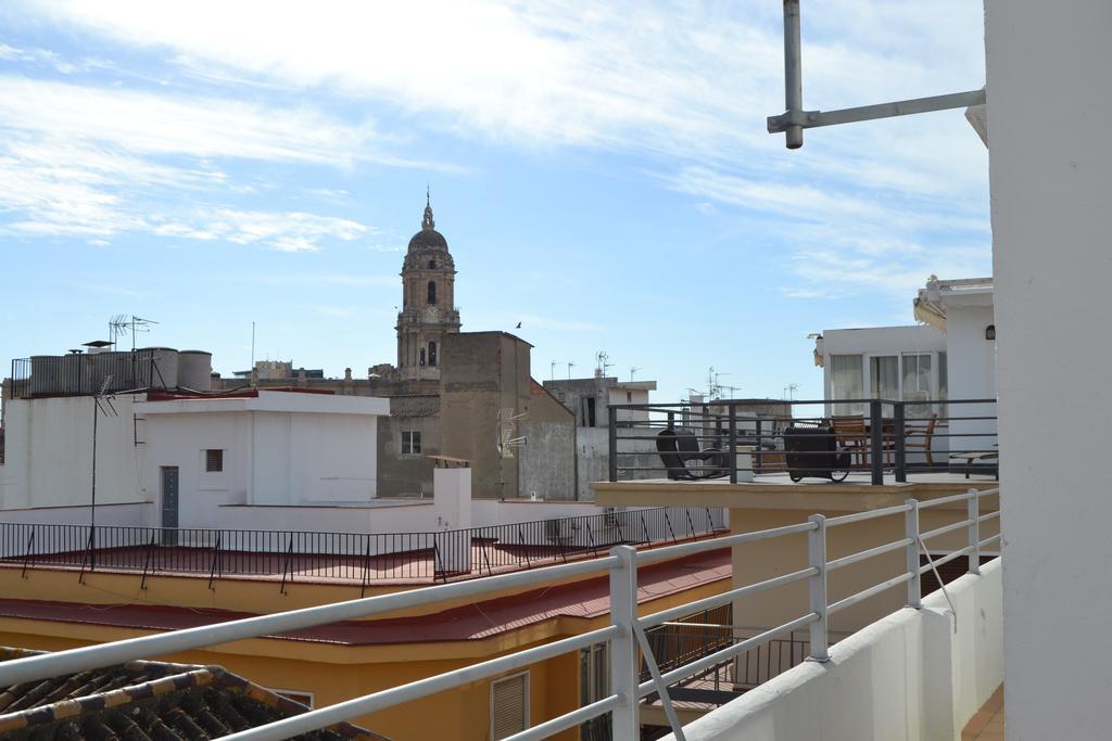Atico Con Terraza Y Vistas *