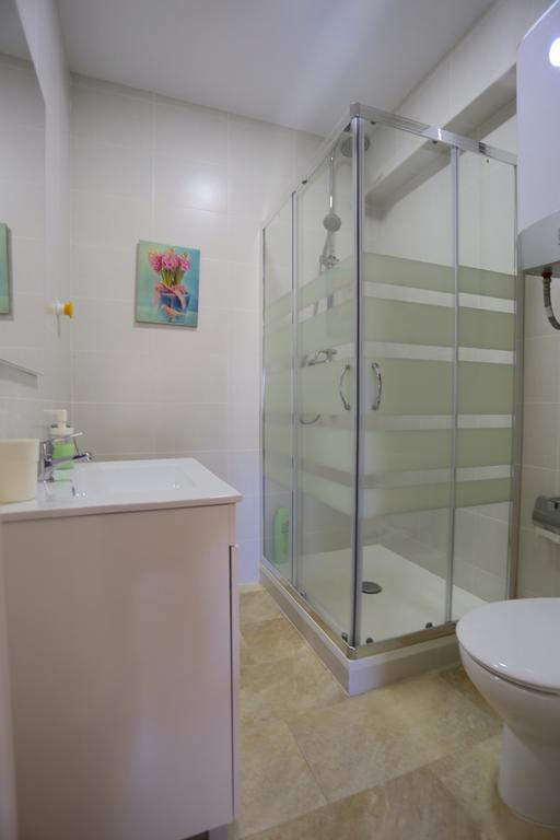 Apartment Larios Centro Las Flores *
