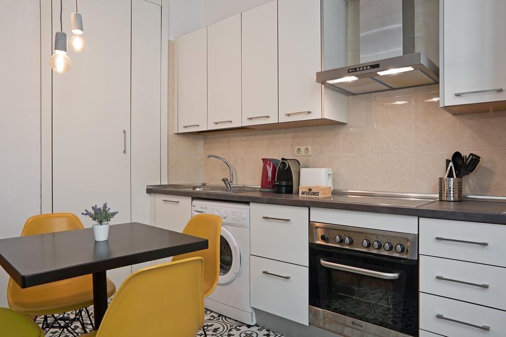 Urbanchic Oasis Centre Apartment *