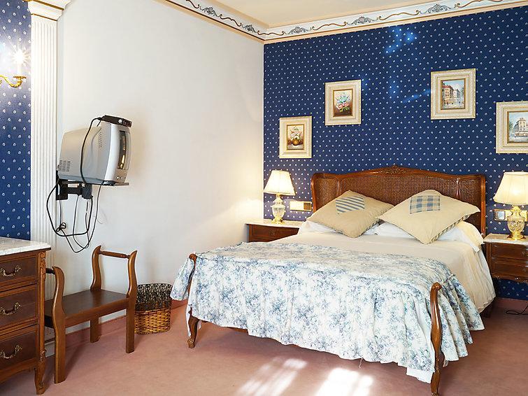With Private Pool,near The , Bbq, Wifi