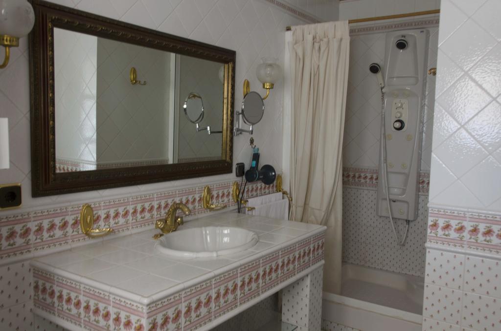 With Private Pool,near The , Bbq, Wifi Villa Malaga
