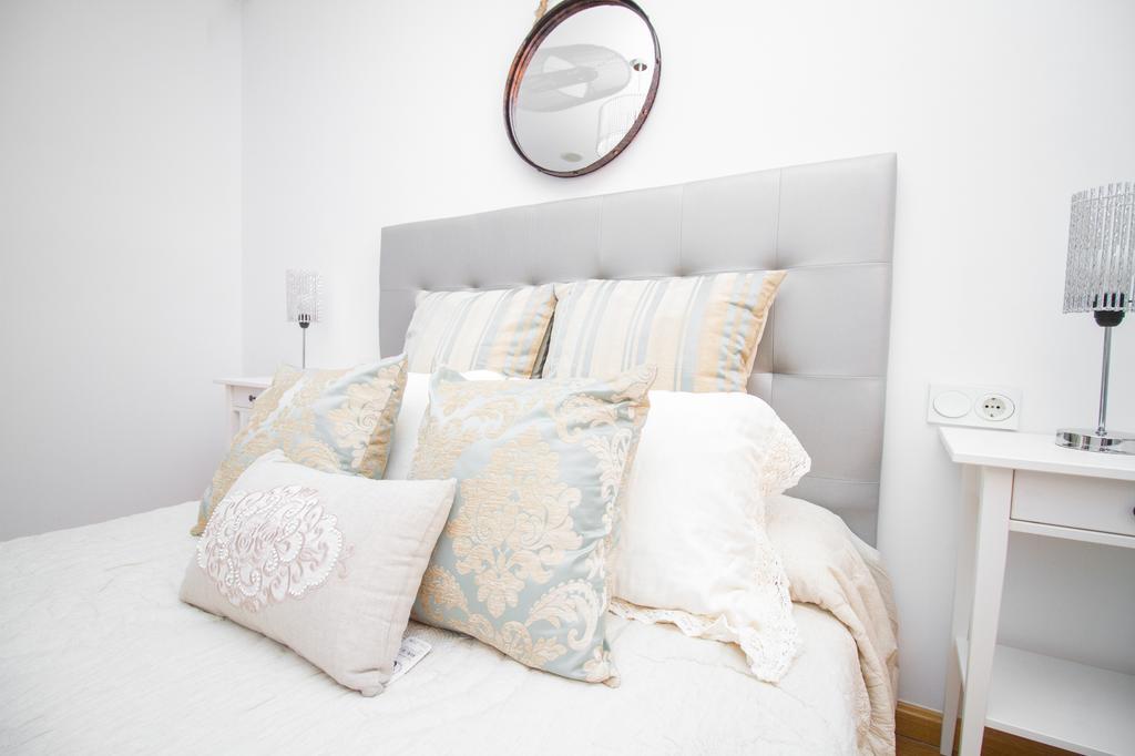 Wonderstays La Estacion Apartment *