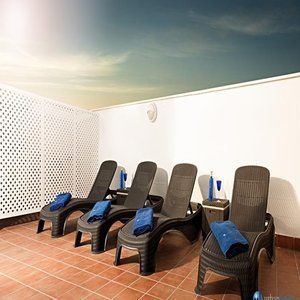 Del Pintor Aparthotel