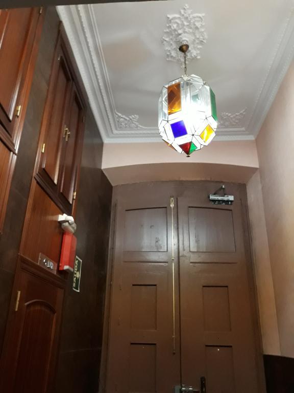 Apartment & Away In The Heart Of Historical Town Of *