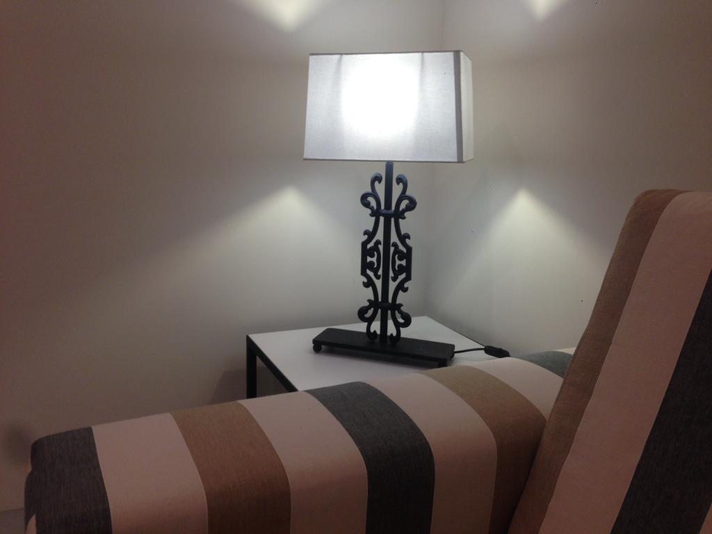 Urbanliving Picasso Malaga