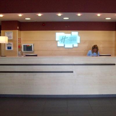 Express Airport By Ihg Hotel 3*