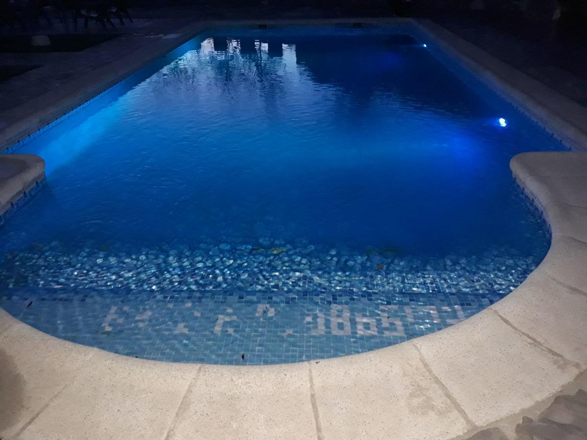 Yasleni Villa *