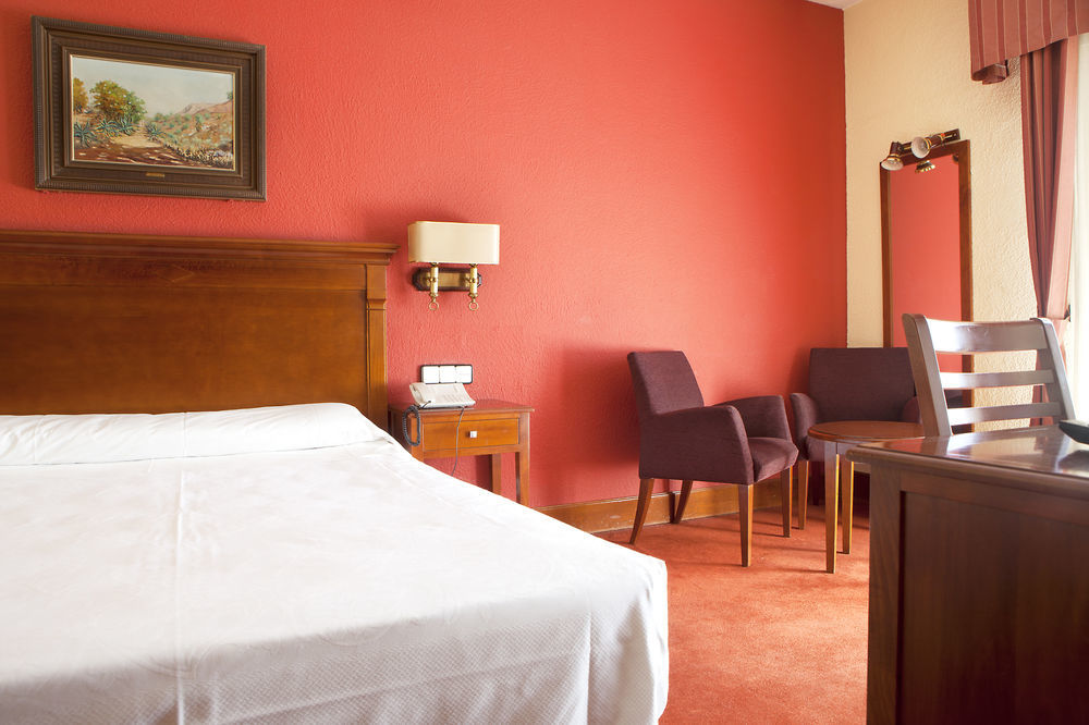 Hotel Soho Boutique Naranjos 3*