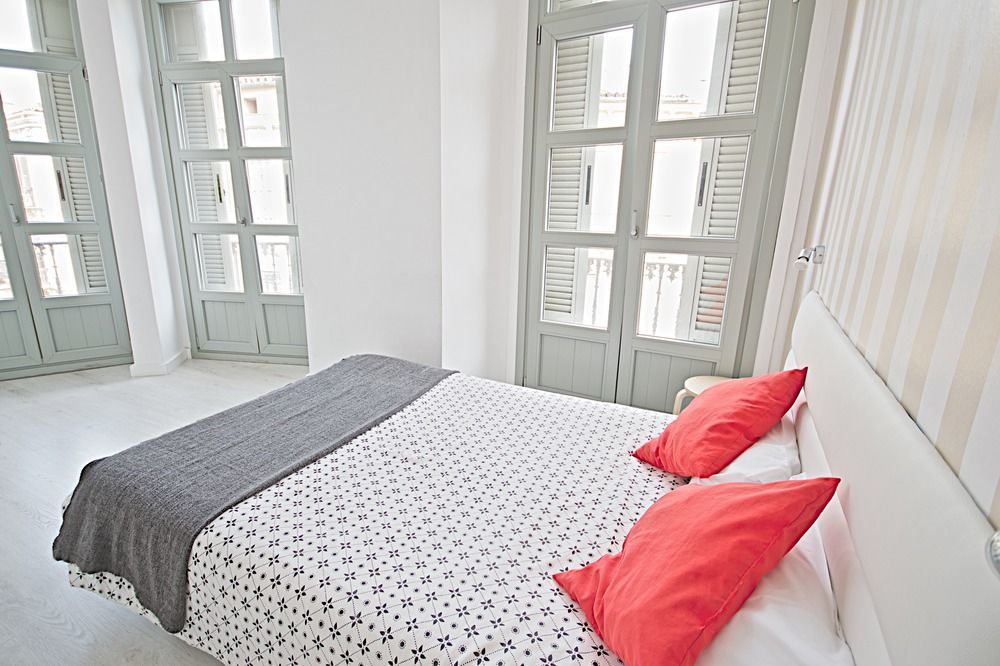 Malagaurbanrooms - * Malaga