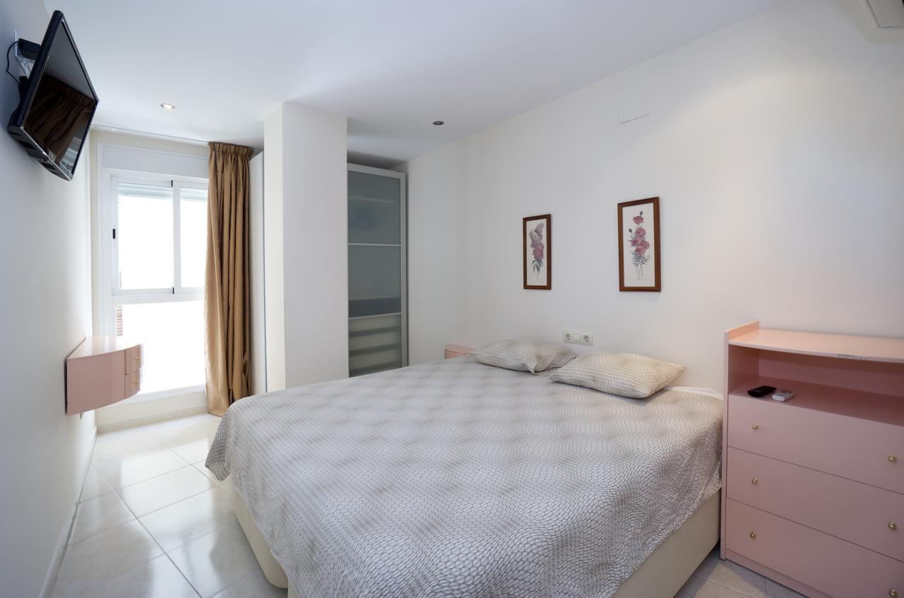 Plaza De Las Flores Apartment *
