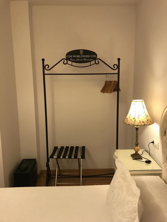 Las Flores Apartment *
