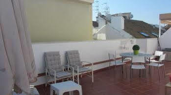 Decada Apartment *