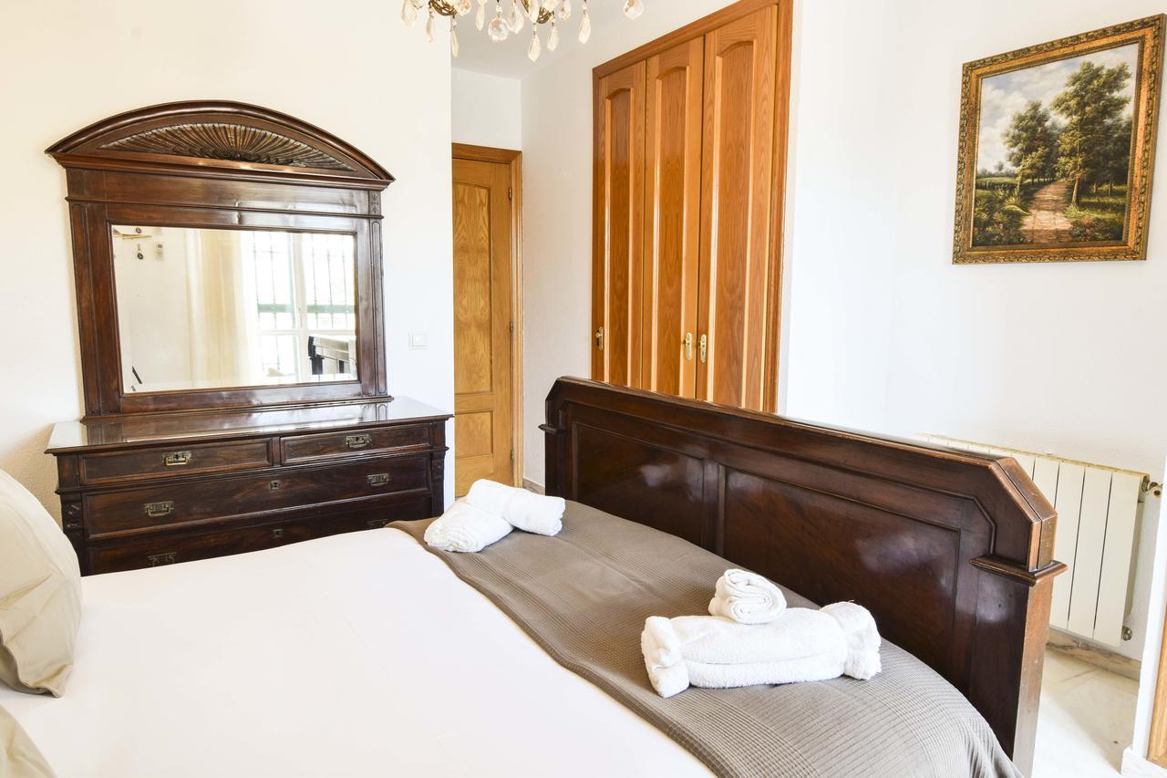 Letmalaga West Apartment