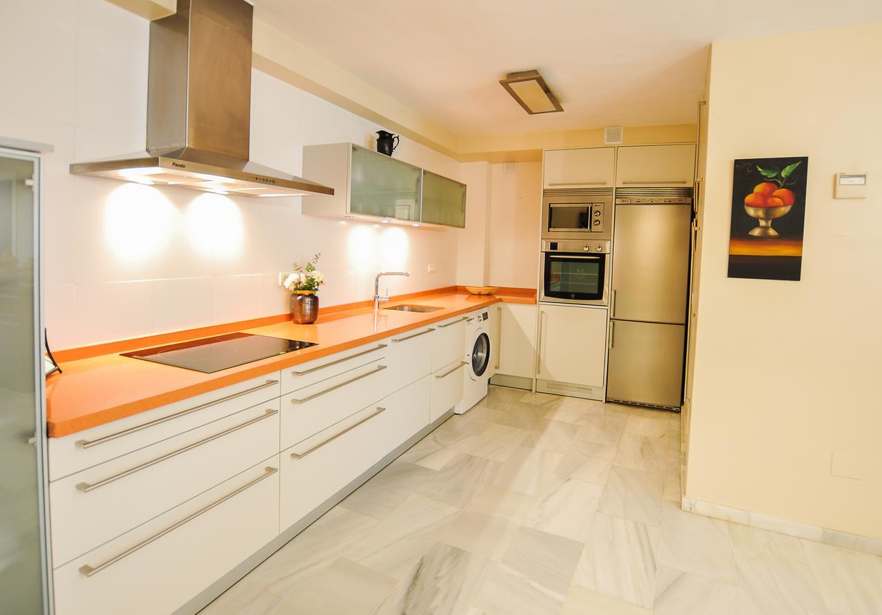 Acogedor Apartamento Junto A Calle Larios By Renthas * Malaga