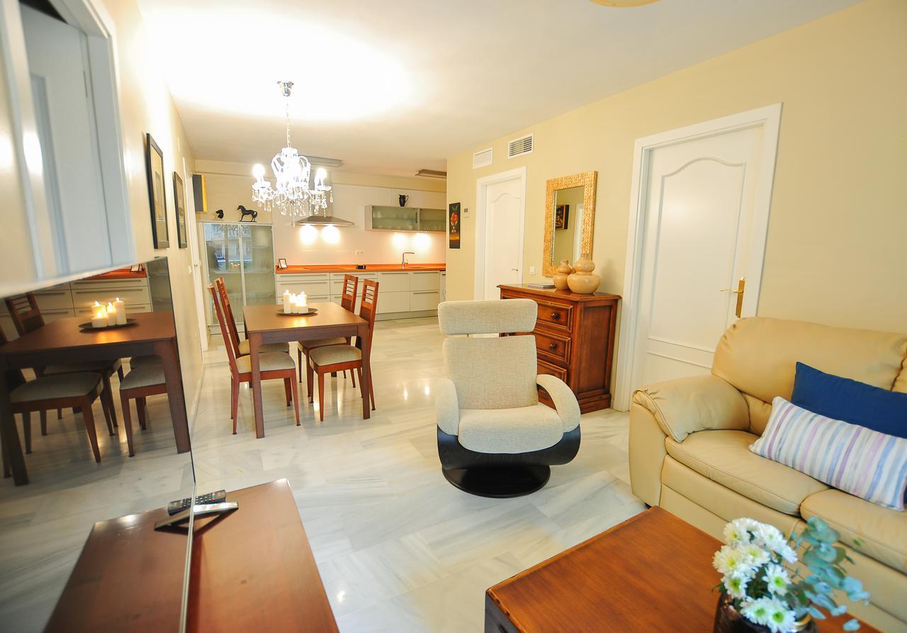 Apartment Acogedor Apartamento Junto A Calle Larios By Renthas