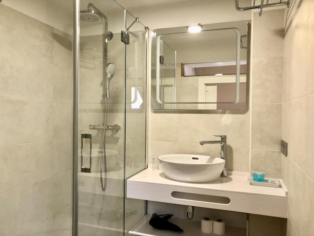 Apartment Urbanliving Cisneros Malaga